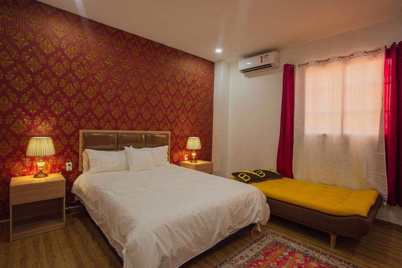 July Aparthotel Lower Prince's Quarter Bagian luar foto